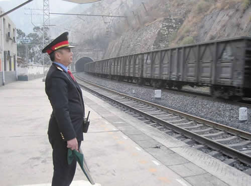 了解鐵路上的五大系統(tǒng)，車，機(jī)，工，電，輛崗位工作