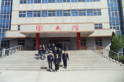 初中起點學習電子商務專業(yè)課程難不難？