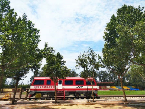 火車司機(jī)畢業(yè)后能開(kāi)火車嗎？就業(yè)方向是什么？