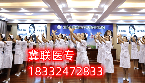 上醫(yī)學(xué)中?？梢钥甲o士資格證嗎？