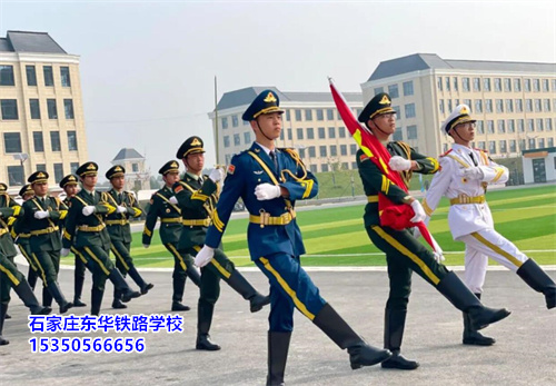石家莊東華鐵路學(xué)校管的嚴(yán)嗎？可以隨便出入學(xué)校嗎？