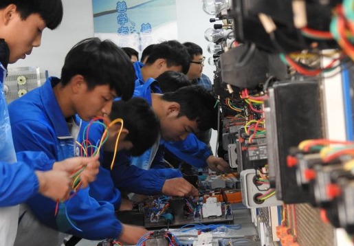 石家莊教聯(lián)高級職業(yè)中學電氣設備運行與控制招生